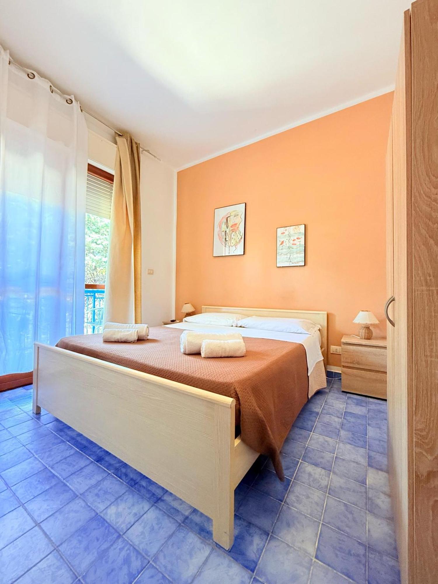 Nido Colorato B&B Fontane Bianche Exterior foto